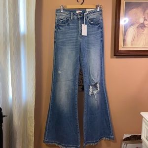 NWT Pink Lily 7/27 Kentucky flare distressed jeans
